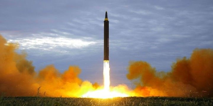 Şimali Koreya növbəti balistik raketi atıb