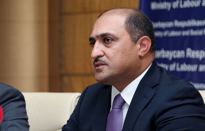 "364 miyonlu borclar sahibkarlıq fəaliyyətinə əngəl törədir"