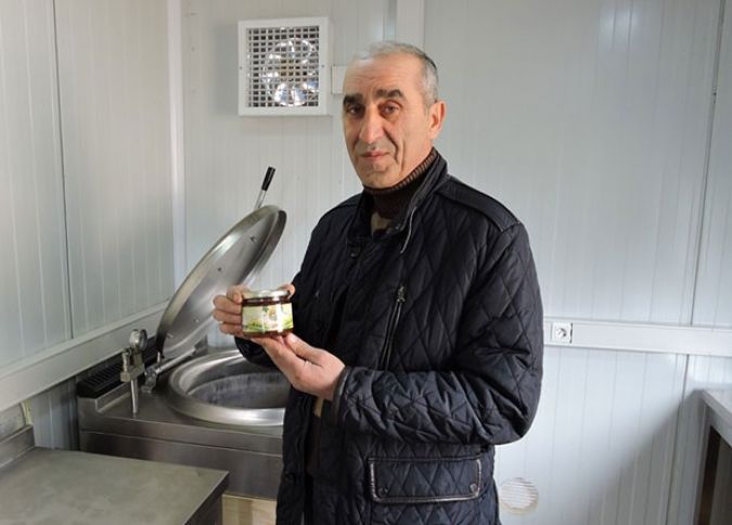 Bakıdan kəndə qayıdıb brend yaratdı
