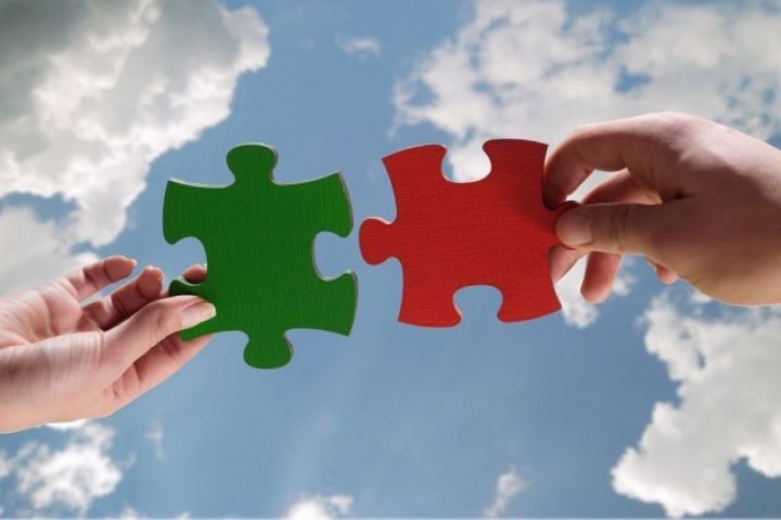 Azərbaycanda 2 kredit təşkilatı birləşir