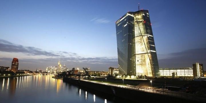 Avropa Mərkəzi Bankı faiz qərarını açıqladı