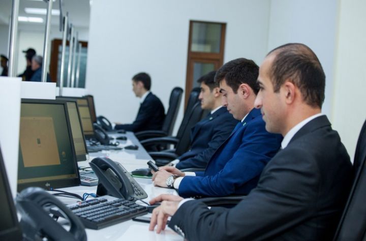 Bankda karyera qurmaq istəyənlərin nəzərinə - 6 YENİ VAKANSİYA