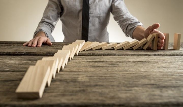 "AzRe Təkrarsığorta"nın mükafatlarında azalma!