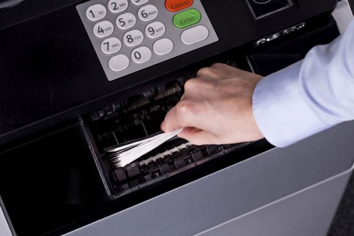 "Azər-Türk Bank"ın bankomatlarından "Bank VTB"nin müştəriləri də yararlanacaq