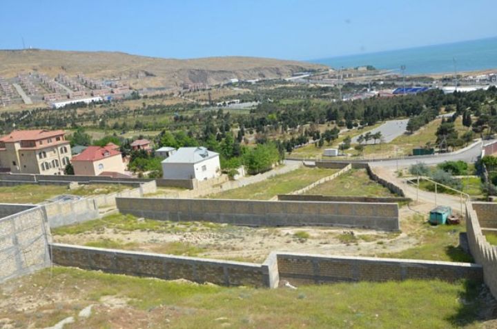 Bakıda torpağın qiyməti ucuzlaşıb