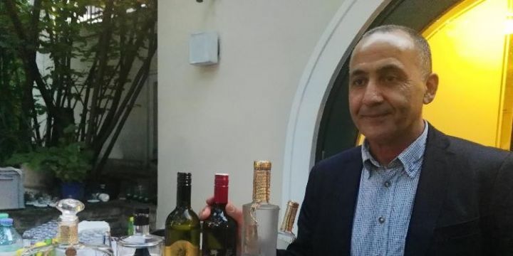 Bakıdakı tarix müəllimi Avstriyada necə biznes qurdu - MÜSAHİBƏ