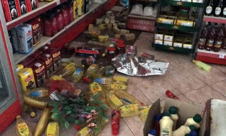 "Məhsullar rəflərdən dağılaraq yararsız hala düşüb, mağazalara külli miqdarda ziyan dəyib"