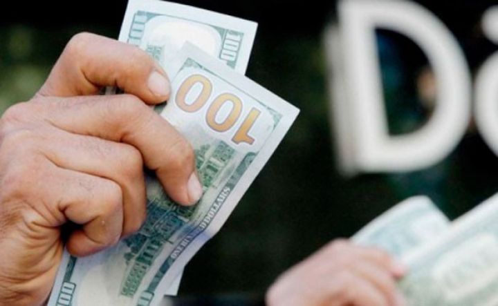 Banklarda Dollar və Avronun alış-satış qiymətləri