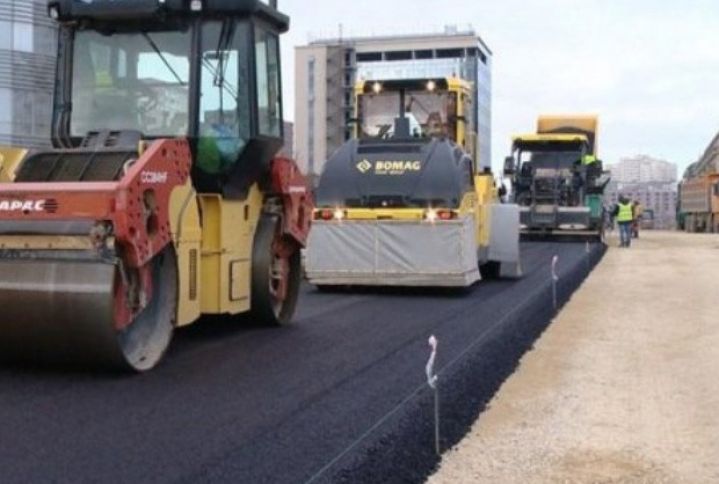 Azərbaycanda dağların partladılması üsulu ilə yeni yol salınır