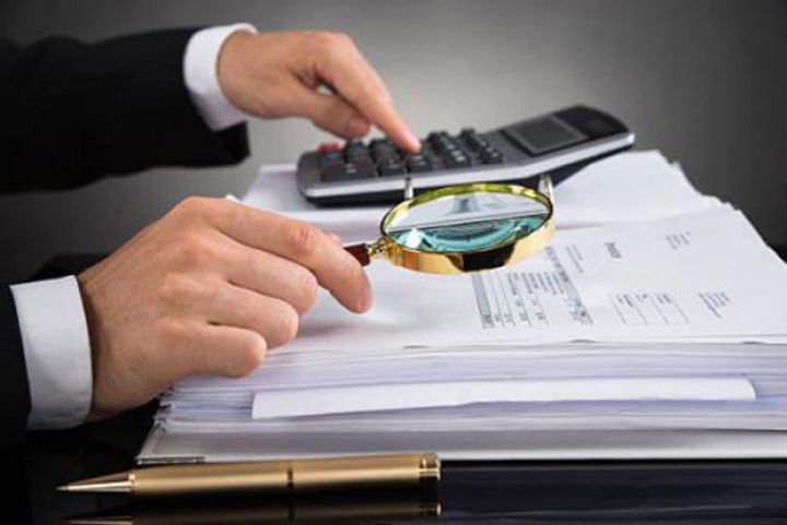 Azərbaycanda ötən il 17 auditor bazarı tərk edib