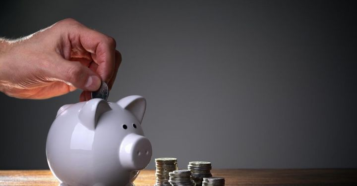 Əhalinin banklardakı əmanətləri 170 milyon manata yaxın artıb