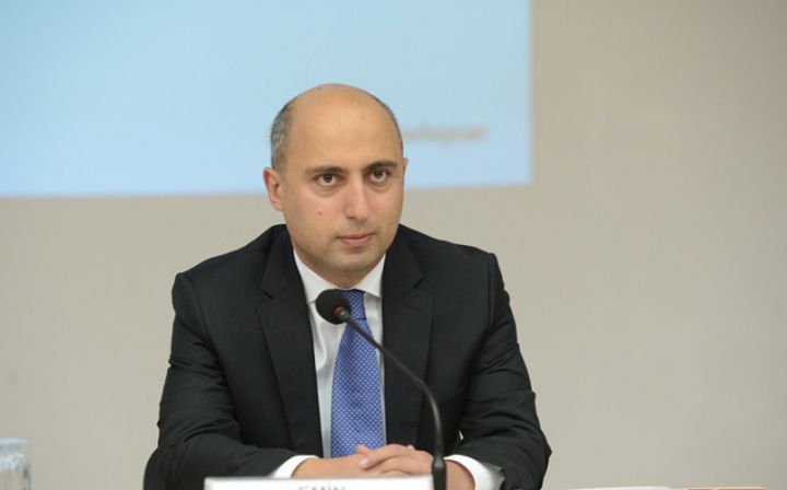 Nazir tədrisin müddətinin artırılmasını təklif edir