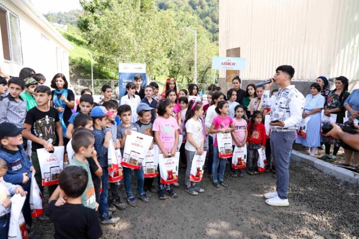 “Azerçay” “Təhsil evdən başlayır” layihəsinə dəstək verdi