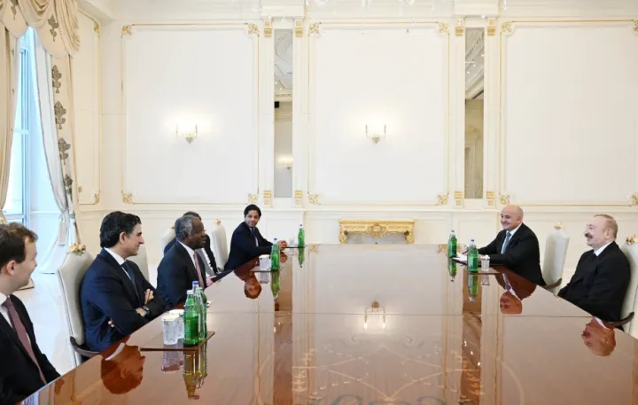 İlham Əliyev “Global Infrastructure Partners” şirkətinin baş icraçı direktorunu qəbul edib