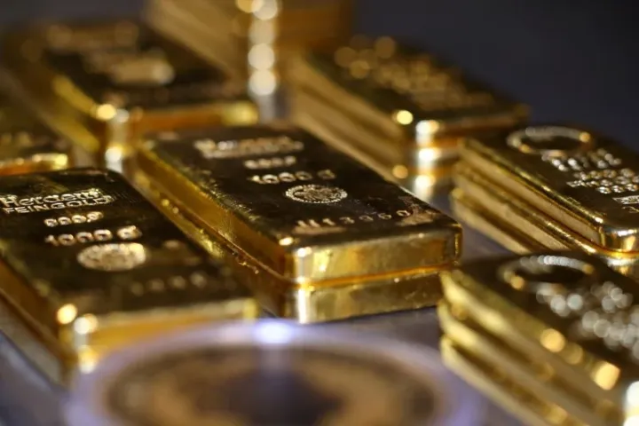 Qızıl daha da ucuzlaşıb