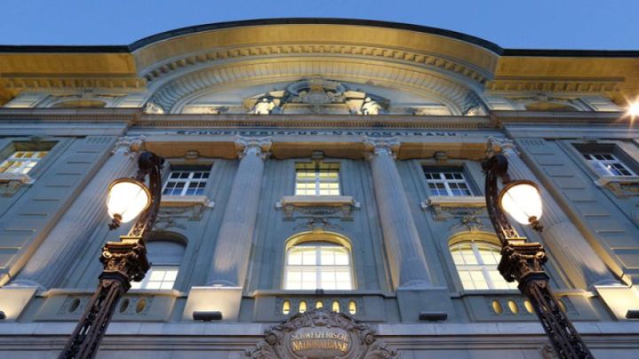 İsveçrə Mərkəzi Bankı faiz dərəcəsini “sıfır”da saxladı