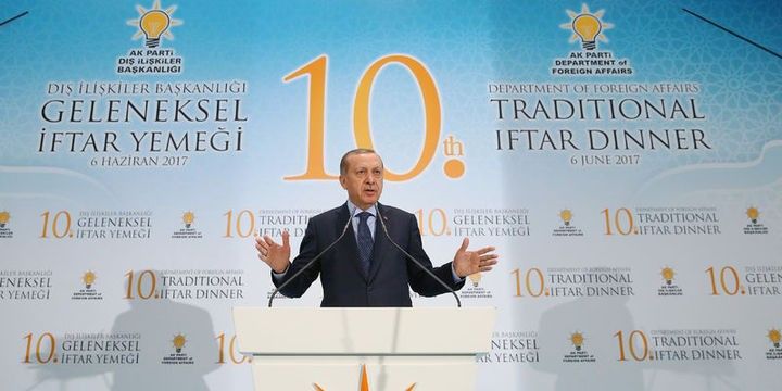 "Qətərə qarşı başlanılan sanksiyaları doğru hesab etmirik"
