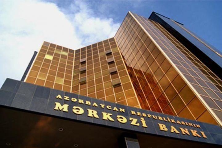 Mərkəzi Bank Manatı yığmaq üçün notlarını sata bilmədi
