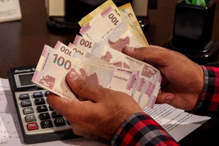 Azərbaycanda əhalinin gəlirləri 7,3% artıb