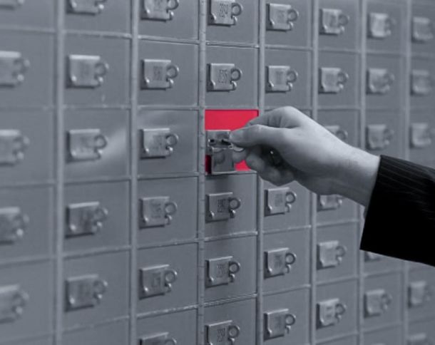  8 bankda depozit qutusu yoxdur 