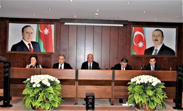 Mərkəzi Bankda geniş iclas