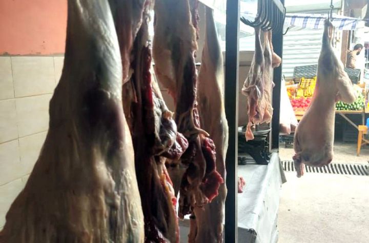 “Şəki Bazar”ın ət satışı sahəsində nöqsanlar aşkar edilib