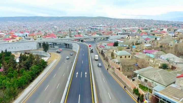 Yeni yol qovşağı istifadəyə verildi