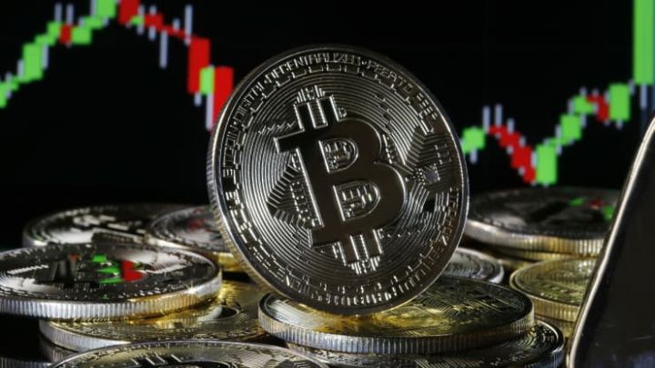 Bitkoin sürətlə dibə yuvarlandı - 280 MİLYARD DOLLAR  “ƏRİDİ”