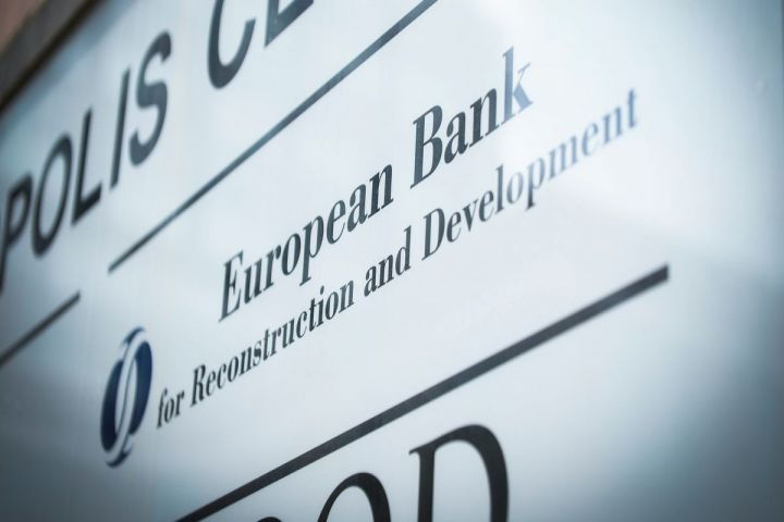 AYİB ötən il Azərbaycana investisiyaları iki dəfə artırıb