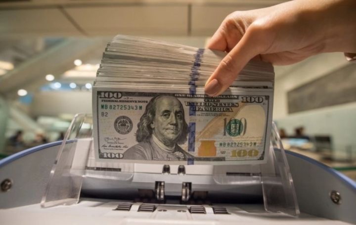 Dollar satışı üçün hərrac keçirildi - TƏLƏB KƏSKİN ARTIB